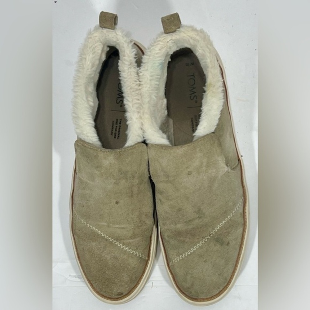 TOMS WOMEN’S SIZE 10 PAXTON COBBLESTONES SUEDE WATER RESISTANT SHORS